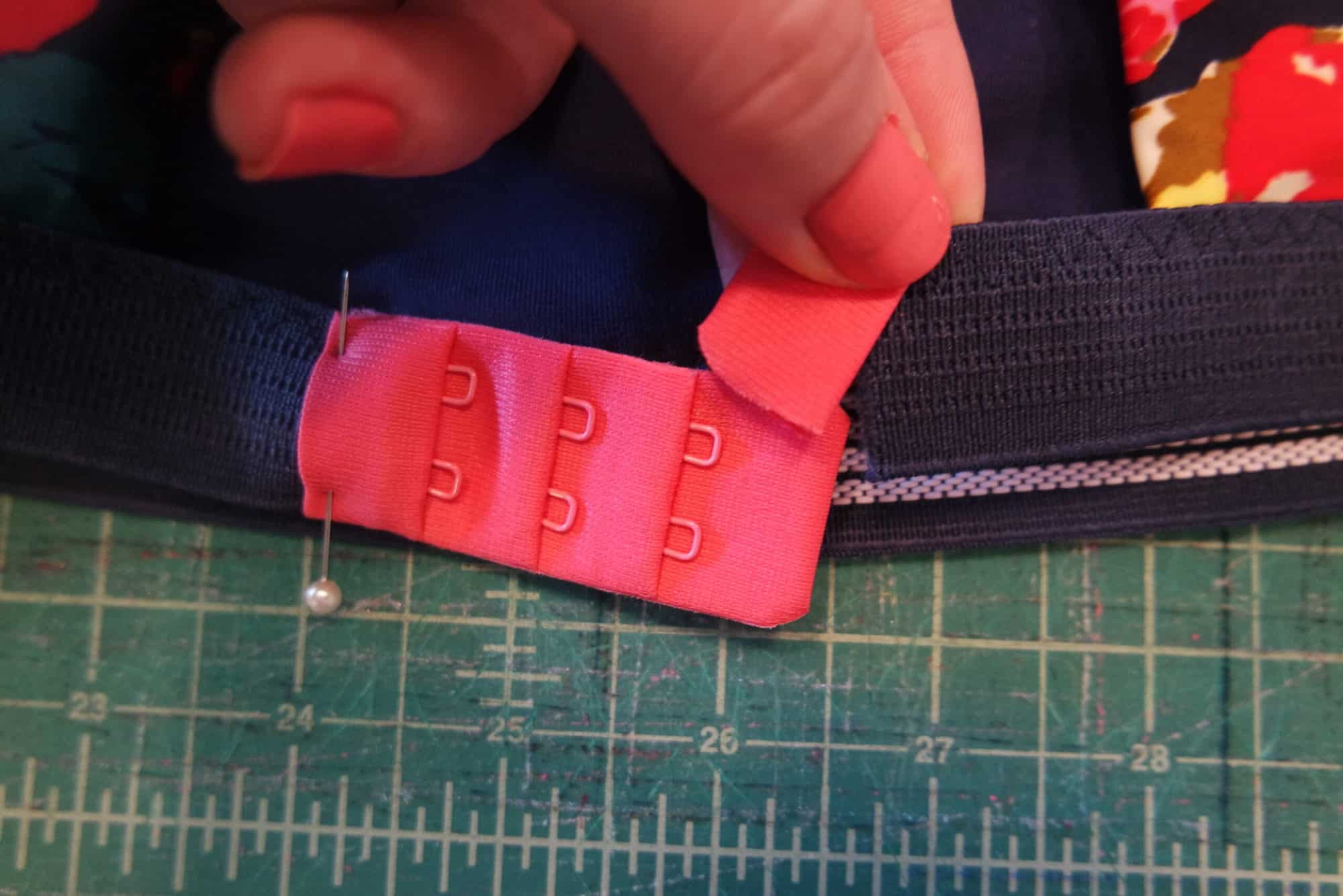Sewing and Slapdashery: that time I tried to make a sports bra